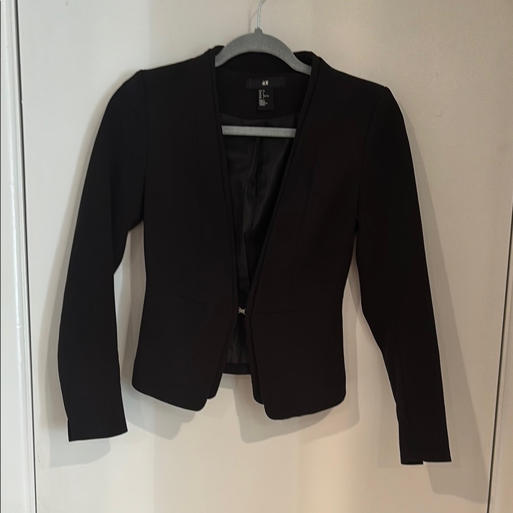 H&M Women's Black Blazer Jacket